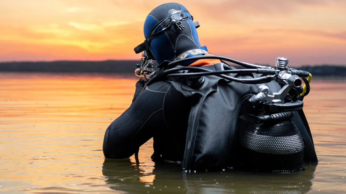 1.潜水士(国家資格)とは?Cカードとの決定的な違い