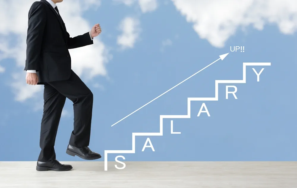 スーパーゼネコンの年収を業界平均・他社と比較