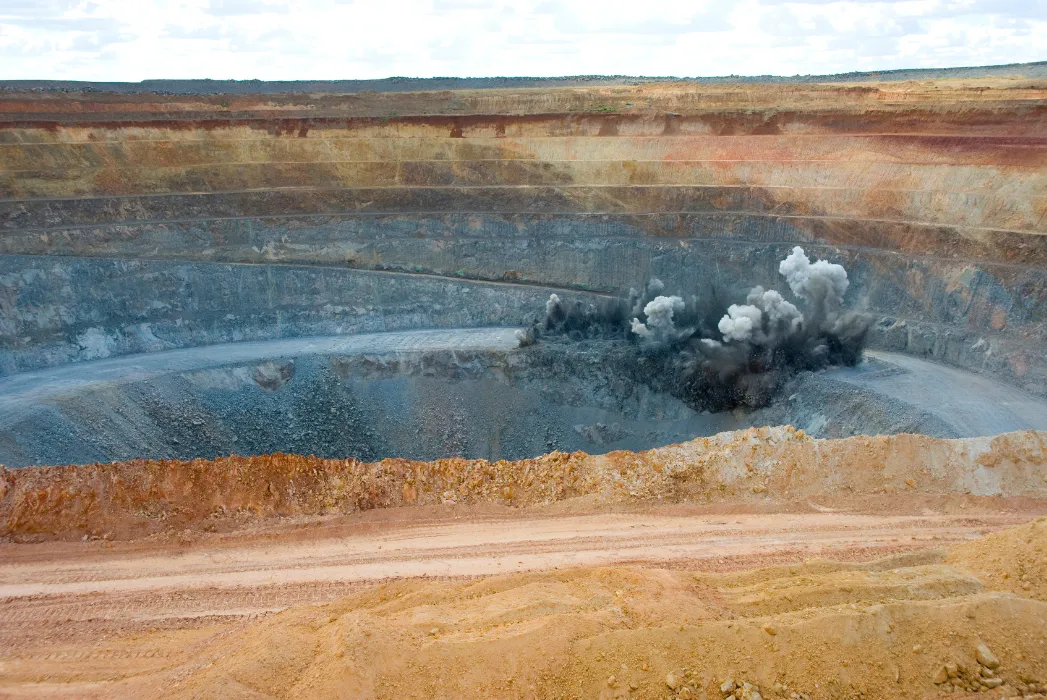 そもそも「発破技士」とは？仕事内容と資格の基本