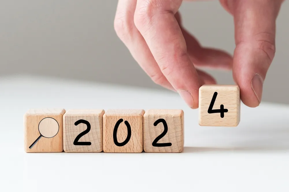 法改正の背景：「2024年問題」と配置基準の柔軟化