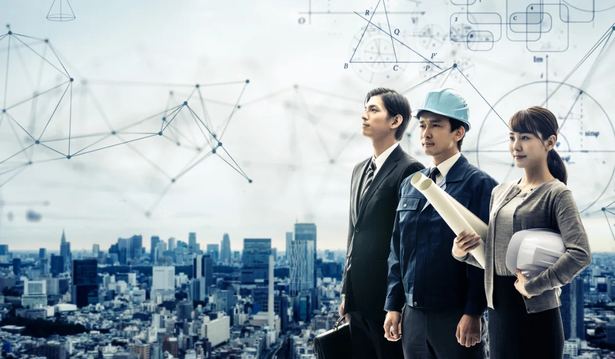 建設や物流の現場で「元請け」が果たしている役割