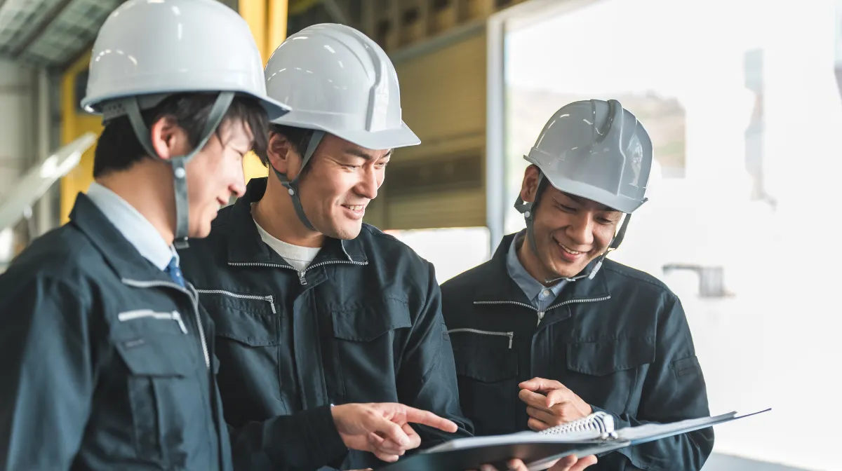 2．中卒から年収500万円〜800万円を狙える「稼げる仕事」3選とキャリアパス